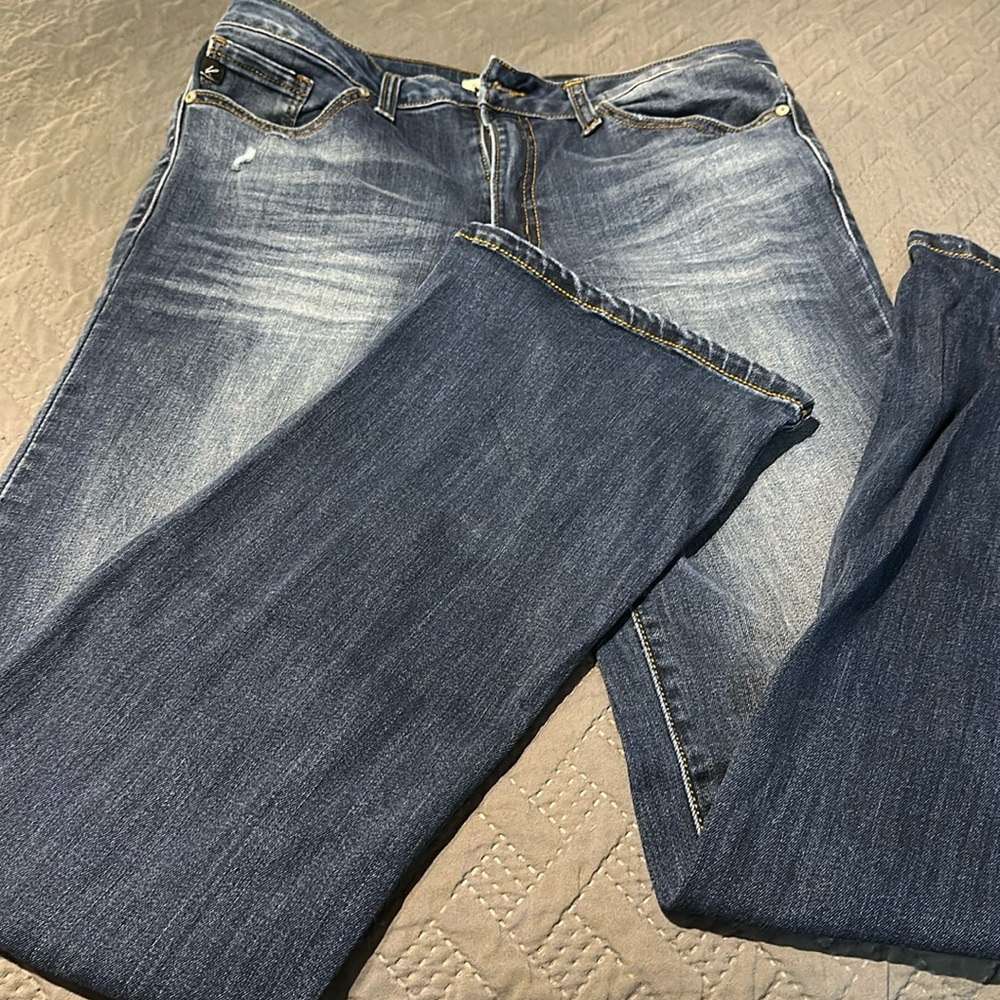 KanCan Estilo Women's Blue Jeans